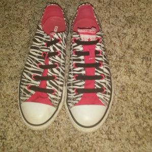 Converse zebra and coral girls size 3 ladies 5